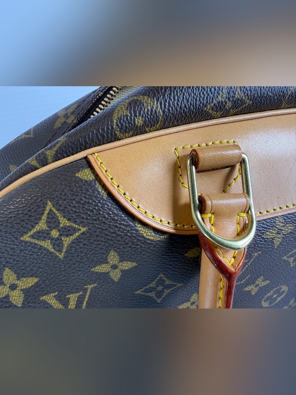 Louis Vuitton Deauville Monogram Satchel in Brown and Tan Leather Trim - Picture 11 of 16